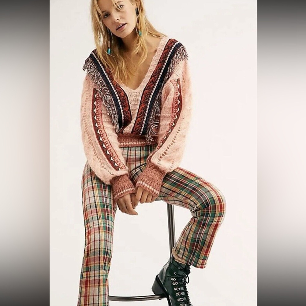 Free People fringed v neck cropped sweater